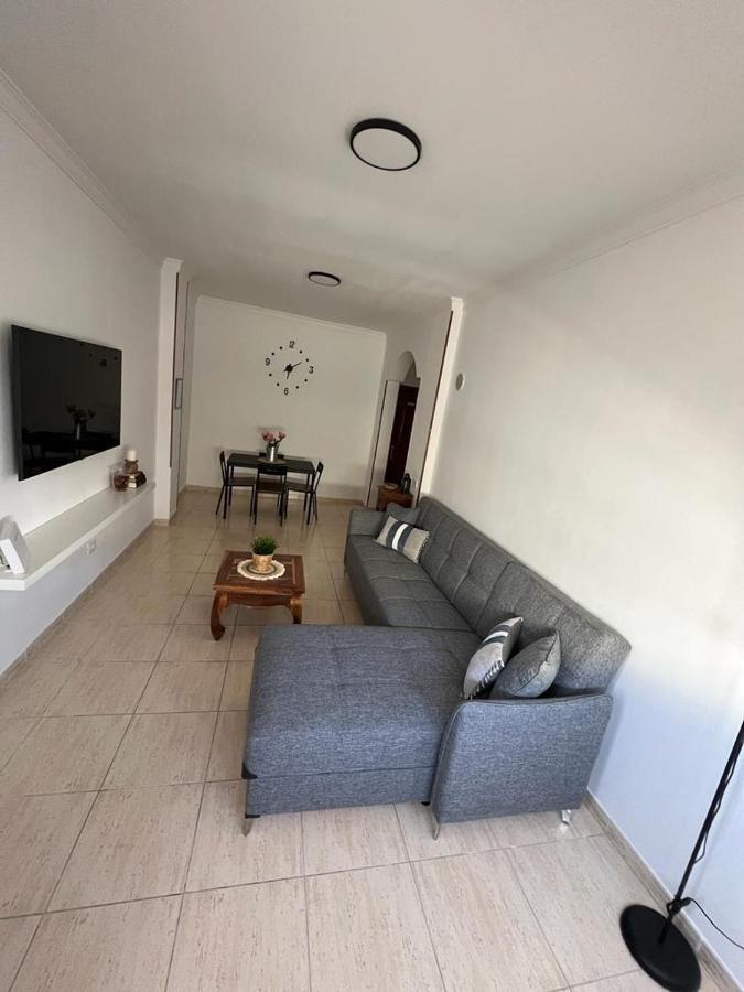 Nivaria Suite Vecindario  Buitenkant foto